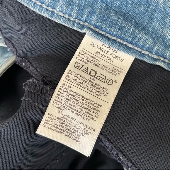 Old Navy High Rise Light Wash Jeans Raw Hem Skinny Stretch Size 20 Plus - Picture 9 of 9